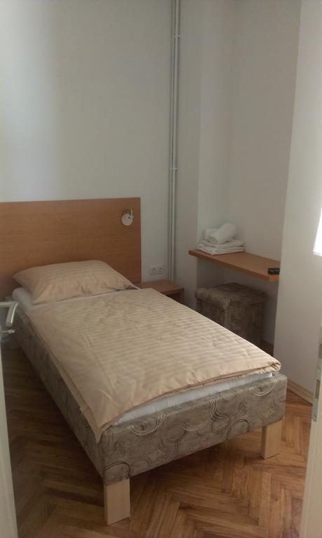 Guest House Villa Herbarium Славонски брод Стая снимка