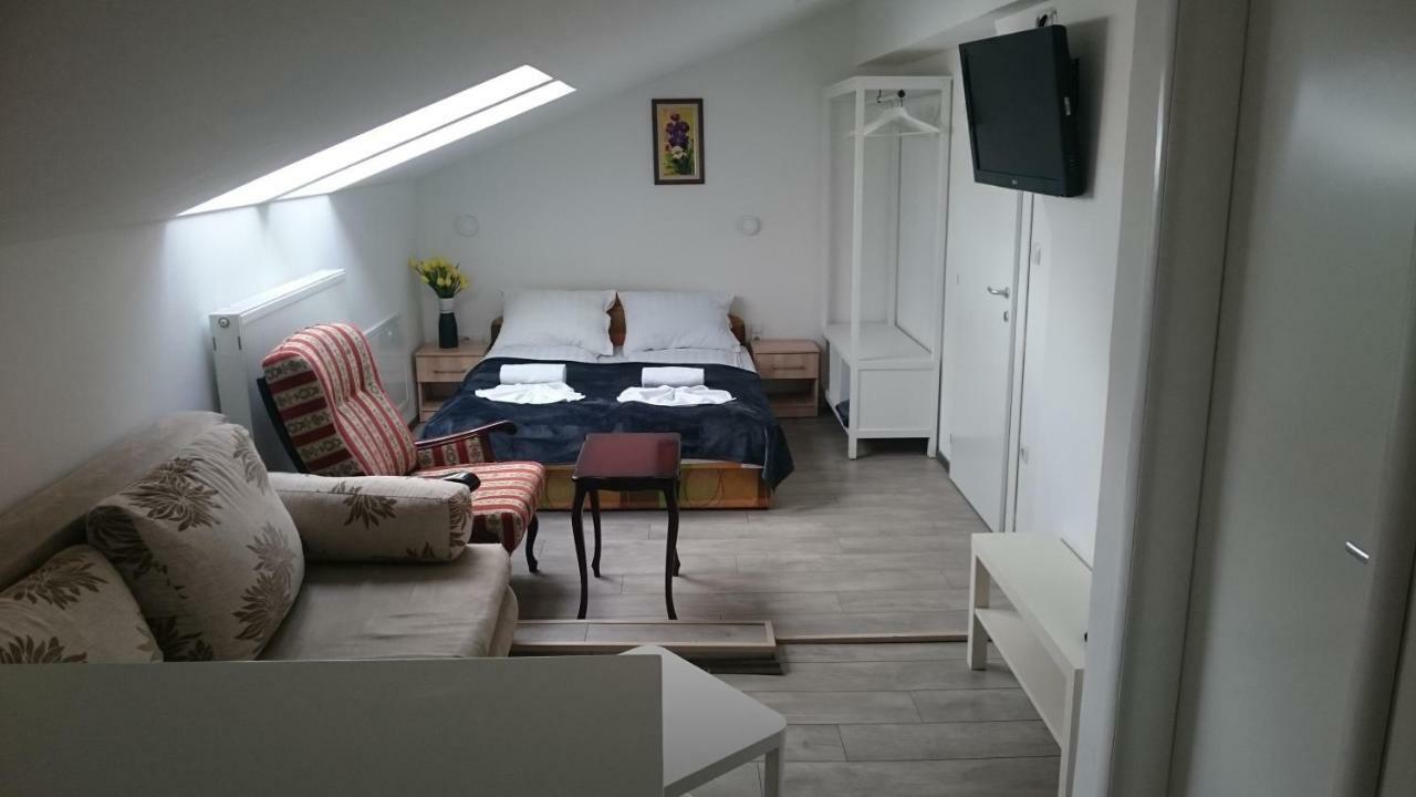 Guest House Villa Herbarium Славонски брод Екстериор снимка